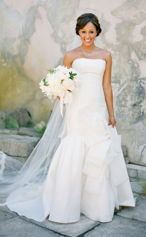 Check Out Tamera Mowry Looking Stunning On Her Wedding Day E